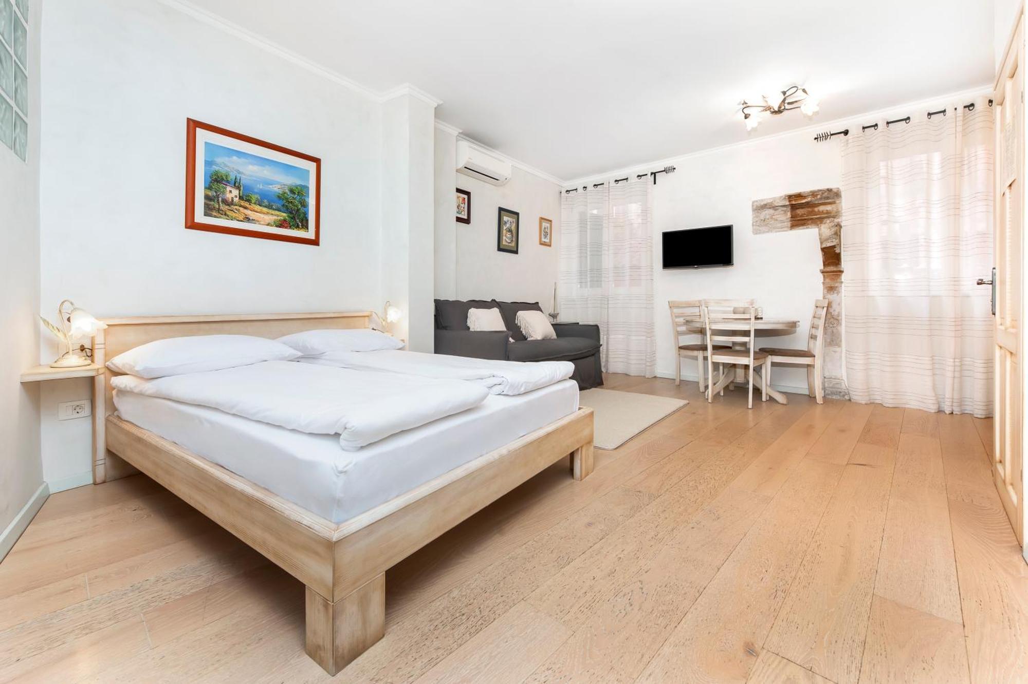 Ferienwohnung Casa Matteotti Rovinj Exterior foto